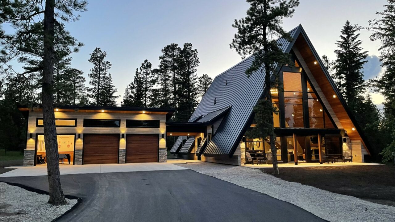 Modern cabin in the woods